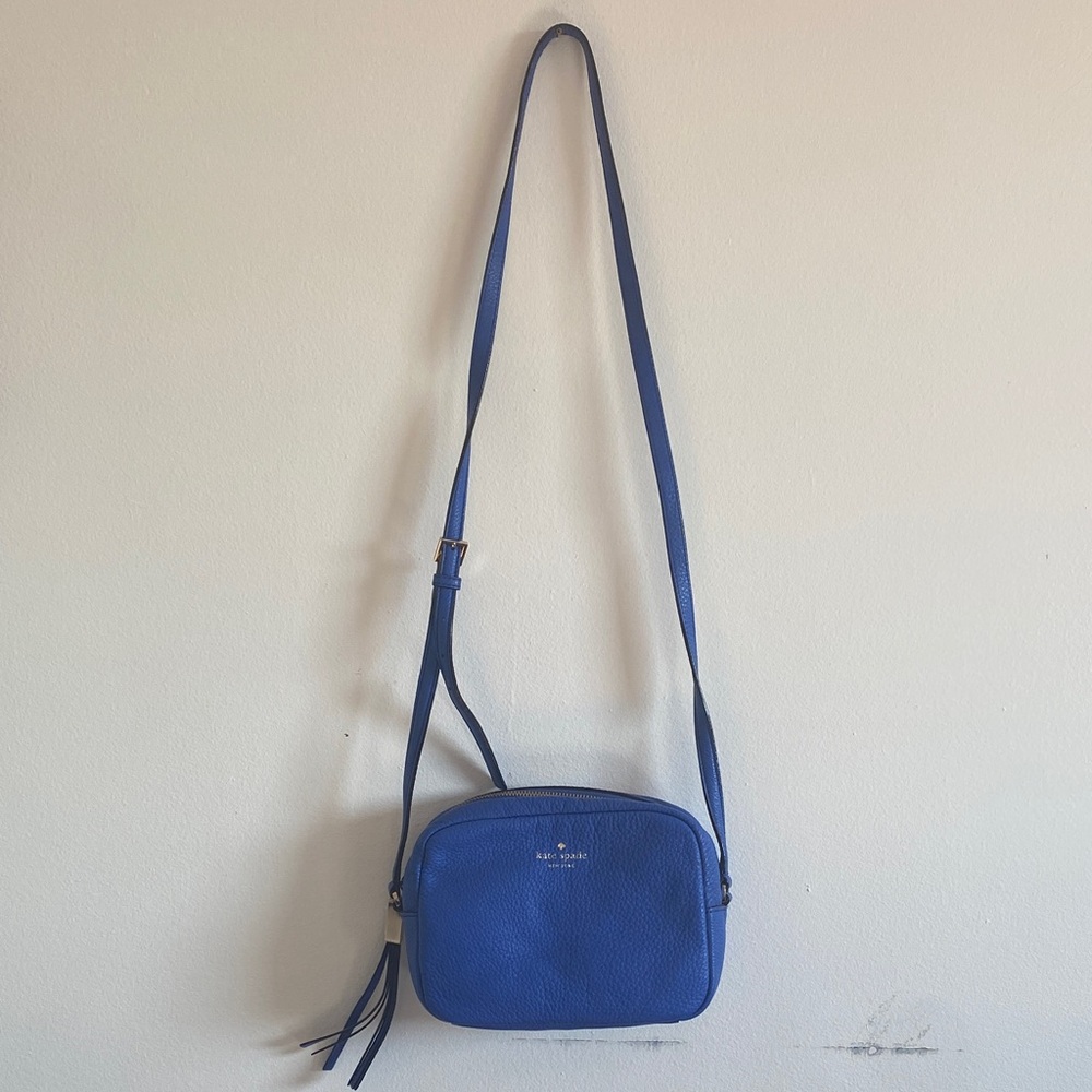 Like new Kate Spade Vibrant Blue Crossbody Bag